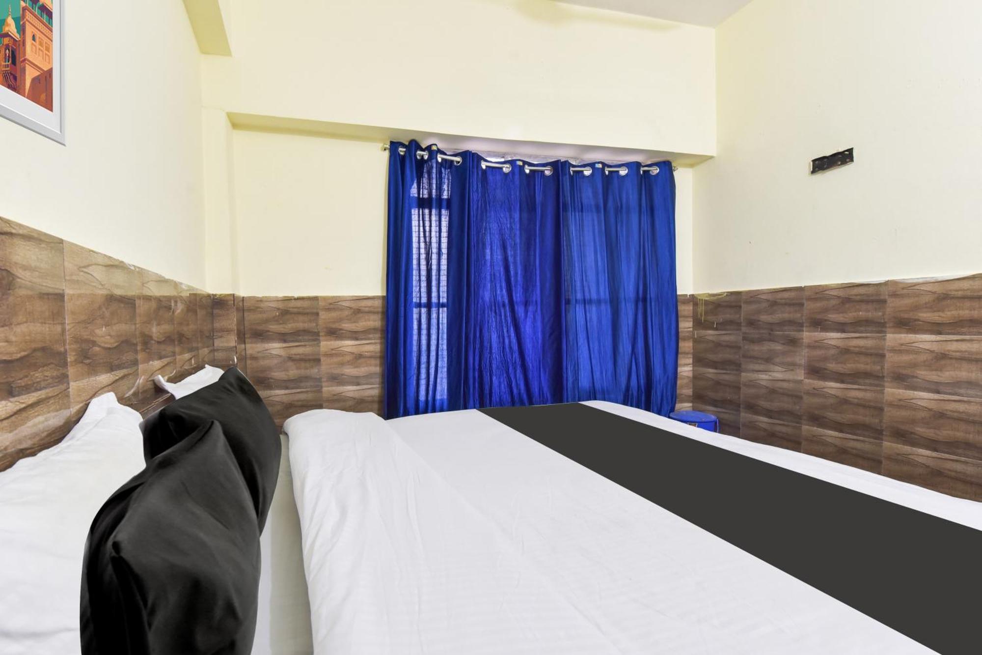 Hotel O Jk Laxmi Karnaprayāg Esterno foto