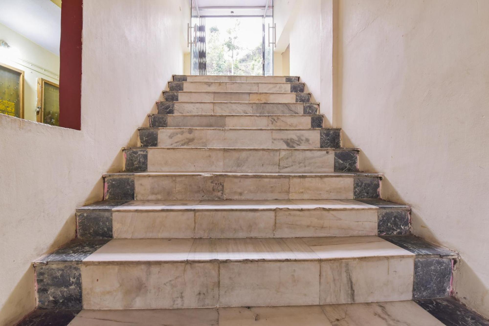 Hotel O Jk Laxmi Karnaprayāg Esterno foto